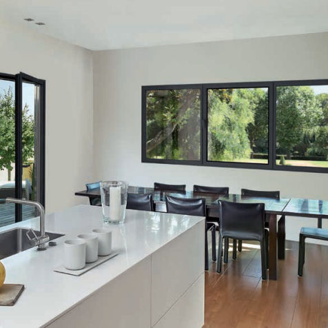 Finestra in legno - 70 FP - Sapa Building Systems - a lamelle / a doppi vetri / termoisolante