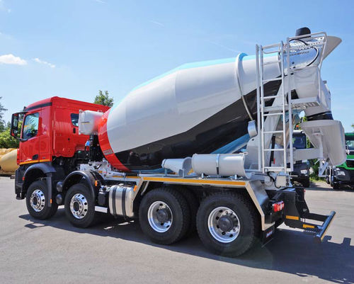 Camion betoniera per calcestruzzo - P 7.1 - PUTZMEISTER
