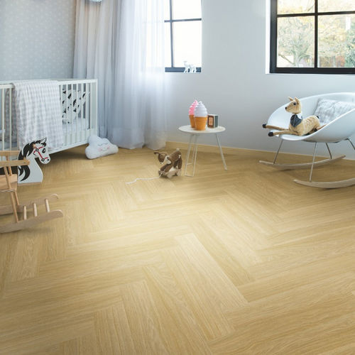 Pavimento in vinile - SERENE OAK MEDIUM  - QUICK-STEP - da interno / per camera da letto / per il settore terziario