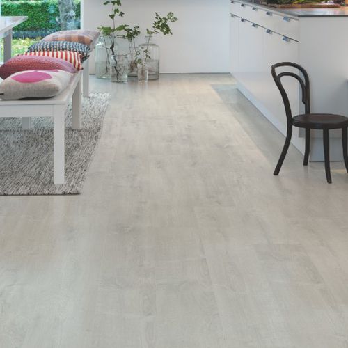 Pavimento in vinile - V3107-40164 - PERGO - per hotel / per negozio / per impianto sportivo