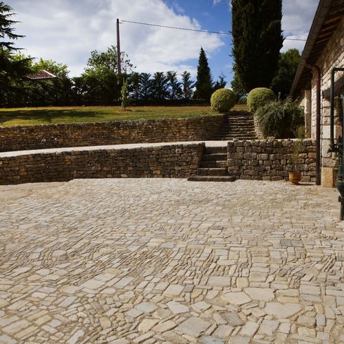 Pavimentazione in pietra - PAVÉS OCCITANS - OCCITANIE PIERRES - da esterno / per terrazza / da giardino