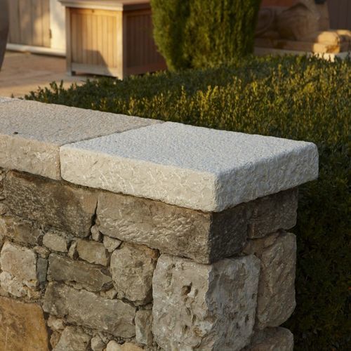 Coprimuro per recinzione di giardino - AUBEROCHE BOURIANE - OCCITANIE PIERRES - in pietra