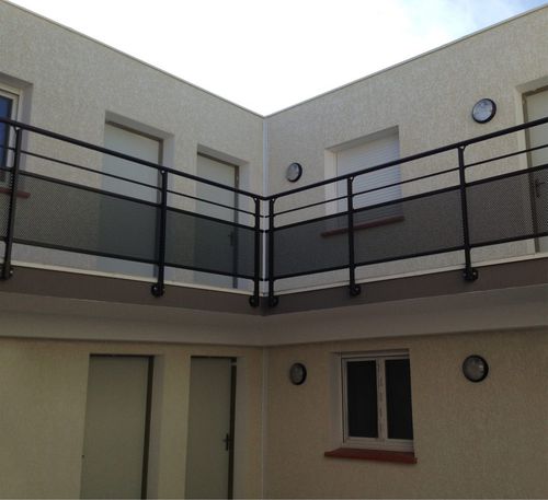 Balcone a sbarre - RIVANEL - ORIAL - in lamiera forata / in alluminio