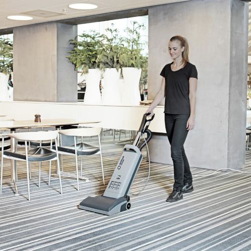 Aspirapolvere per edificio ad uso pubblico - VU500 12-300MM EU15M-UK10M - NILFISK - professionale / verticale / a secco
