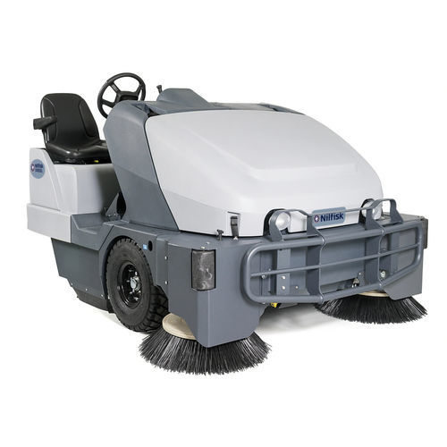 Spazzatrice uomo a bordo - SW8000 165 D 4-CYL - NILFISK - da esterno / da interno / per polveri