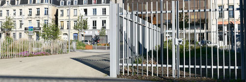 Cancello pivotante - CLORAL™ - NORMACLO - in acciaio galvanizzato / in acciaio con rivestimento a polvere / a sbarre
