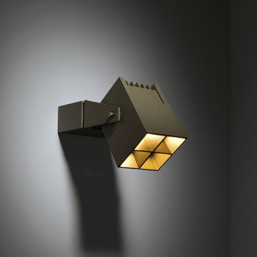 Faretto a muro - JULIEN  - Modular Lighting Instruments - a pavimento / LED / quadrato