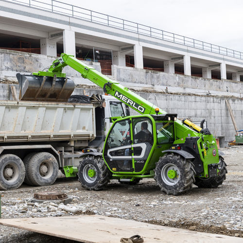 Movimentatore telescopico per cantiere - P 30.10 - MERLO - per movimentazione / di sollevamento / per cantiere