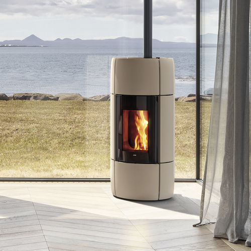 Stufa a pellet - CURVE CORE - MCZ - 8 kW / a pavimento / contemporanea