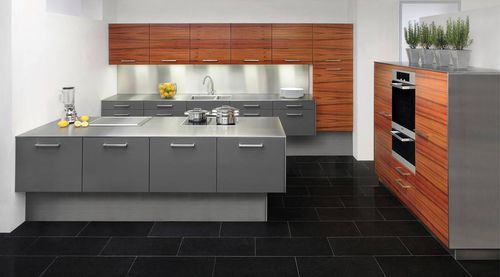 Cucina contemporanea - PICCO - Allmilmö - in legno laccato / impiallacciata in legno / con isola