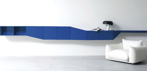 Credenza a muro - HILLSIDE - Arflex - contemporanea / in legno