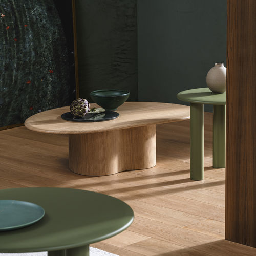 Tavolino basso contemporaneo - Ghia - Arper - impiallacciato in legno / in MDF / in terrazzo