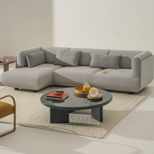Tavolino basso contemporaneo - ROOPA - Arper - in vetro / in MDF / con supporto in MDF