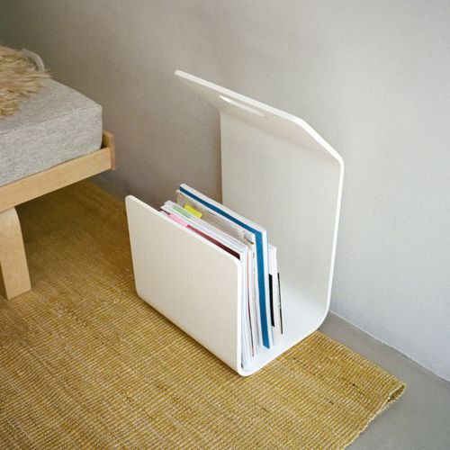 Portariviste contemporaneo - KANTO - Artek - per uso residenziale / in betulla / bianco