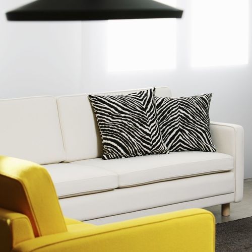 Cuscino per divano - Zebra - Artek - da seduta / quadrato / rotondo