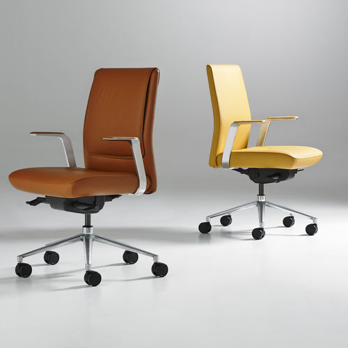 Sedia da ufficio contemporanea - ALTA - BERNHARD design - da interno / in pelle / in tessuto