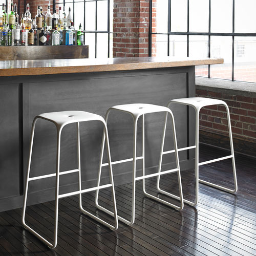 Sgabello da bar contemporaneo - ACE - BERNHARD design - in polipropilene / con supporto in acciaio / a slitta