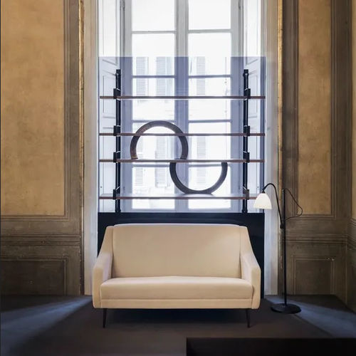 Divano design minimalista - CDC.2 - GUBI - in tessuto / imbottito / confidente