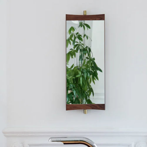 Specchio a muro - VANITY  - GUBI - contemporaneo / piatto / in ottone