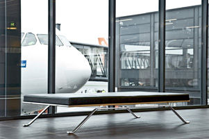 Divanetto imbottito contemporaneo - TK8 - Carl Hansen & Son - in pelle / per stazioni marittime / nero