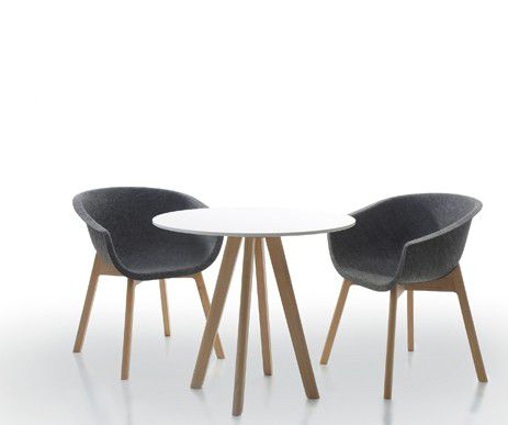 Tavolo da pranzo contemporaneo - CHAIRMAN - Conmoto - in rovere / rotondo / per uso residenziale