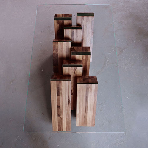 Tavolino basso contemporaneo - MEGALITH - Duffy London - in noce / in vetro / in ottone