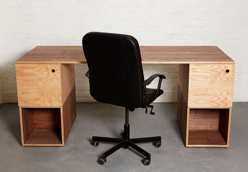 Scrivania contemporanea - BOX AND PLANK - Duffy London - in legno / con contenitore / contract
