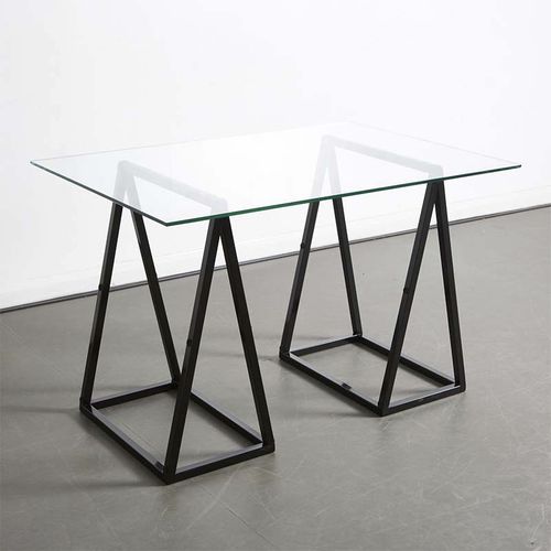 Tavolo da pranzo contemporaneo - A - Duffy London - in vetro / in acciaio con rivestimento a polvere / rettangolare