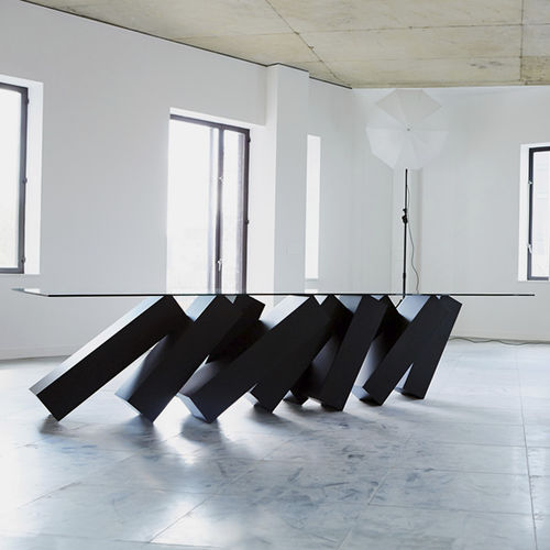 Tavolo da pranzo design originale - MEGALITH - Duffy London - in vetro / in acciaio inossidabile lucido / rettangolare