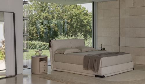 Letto matrimoniale - GAUD&Iacute; LE GRAND - Flou - contemporaneo / con testiera imbottita / con testiera in pelle