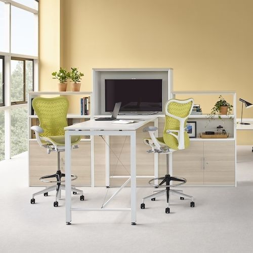 sgabello operativo design originale - Herman Miller