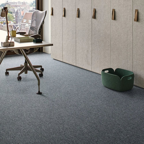 Moquette a quadrotte - OUTPUT LOOP   - Interface - tufted / in nylon / contract