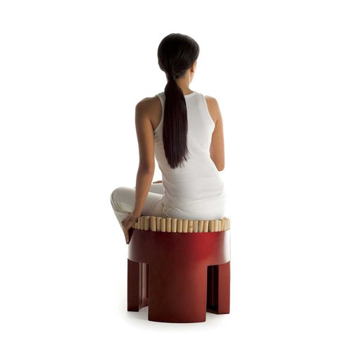 Sgabello design originale - CHIQUITA - Kenneth Cobonpue - in rattan / con supporto in acciaio / con 3 piedi