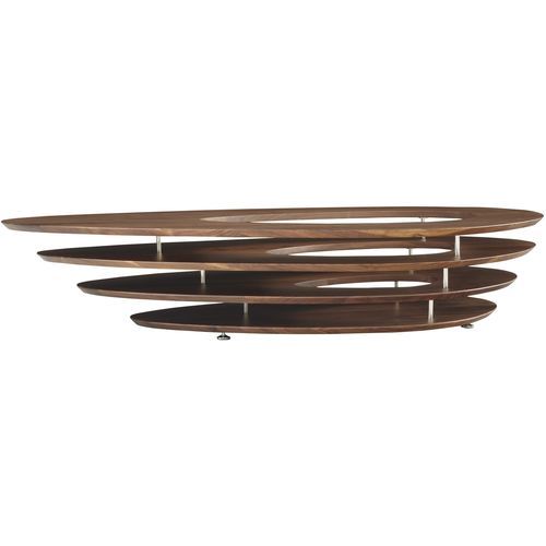 Tavolino basso contemporaneo - INTERSTICE - Ligne Roset - in noce / con supporto in acciaio cromato / triangolare
