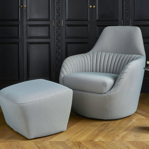 Poltrona contemporanea - AMÉDÉE - Ligne Roset - in pelle / in schiuma di poliuretano / in tessuto