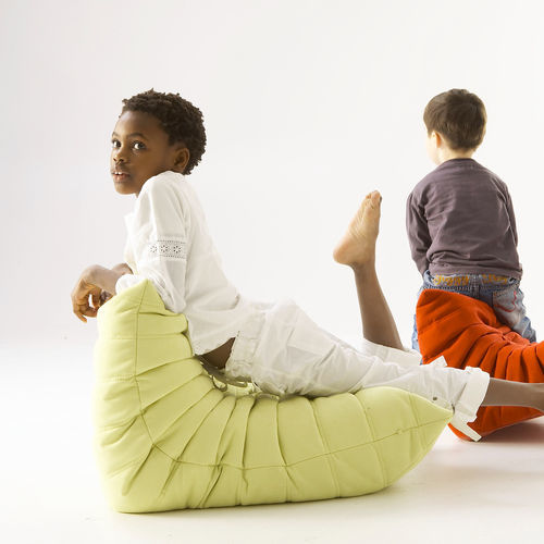 Chauffeuse contemporanea - MINI TOGO - Ligne Roset - in tessuto / in poliestere / con rivestimento rimovibile