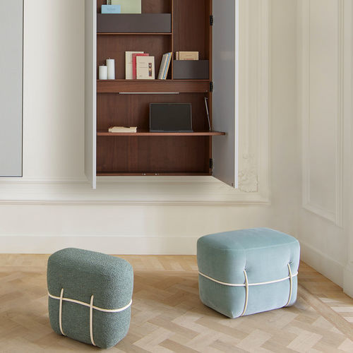 Poggiapiedi contemporaneo - LACE - Ligne Roset - in pelle / in tessuto / di Benjamin Graindorge