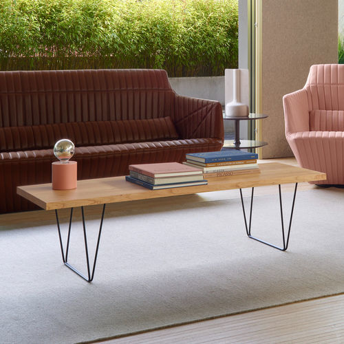 Tavolino basso contemporaneo - CM 191 - Ligne Roset - in legno massiccio / con supporto in acciaio laccato / rettangolare