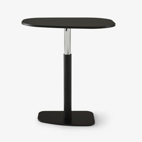 Tavolo da pranzo design originale - PIAZZA - Ligne Roset - in acciaio laccato / in vetro / con supporto in acciaio laccato