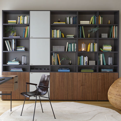 Parete attrezzata per soggiorno contemporanea - ET CETERA - Ligne Roset - in legno laccato / in rovere / in vetro