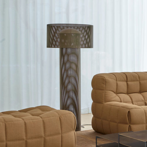 Lampada da terra - ASOLA - Ligne Roset - in acciaio / in lamiera d'acciaio / in PVC