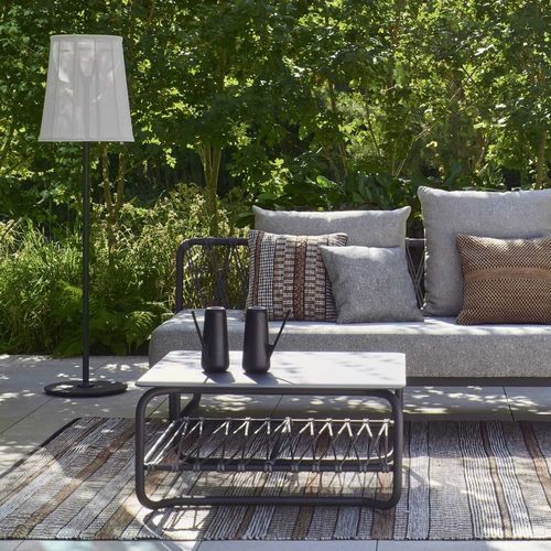 Tavolino basso contemporaneo - VALMER - Ligne Roset - in polipropilene / in alluminio laccato / in corda