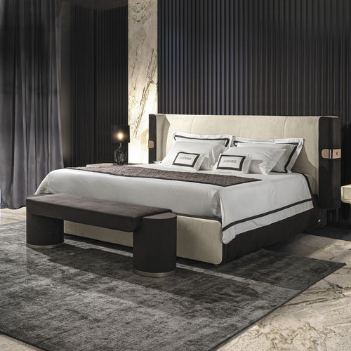 Letto matrimoniale - MI  - LONGHI S.p.a. - contemporaneo / imbottito / con testiera