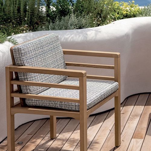 Poltrona contemporanea - STADEL - LONGHI S.p.a. - in schiuma di poliuretano / idrorepellente / in iroko