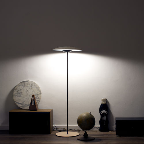 Lampada da terra - GINGER - Marset Iluminacion - in rovere / di carta / contemporanea