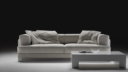 Divano contemporaneo - CLASSIC - Meritalia - grigio / 2 posti