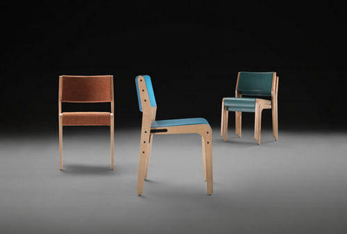 Sedia contemporanea - BOOMERANG - Meritalia - in legno / impilabile / per uso residenziale