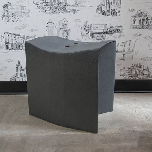 Sgabello contemporaneo - Nomad  - MIO - in cartone ondulato / con base in cartone / pieghevole