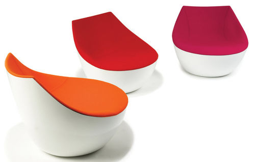 Chauffeuse contemporanea - ORBITAL - Modus - in pelle / in espanso / di Christophe Pillet