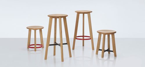 Sgabello contemporaneo - NOUGHTS AND CROSSES - Modus - in legno